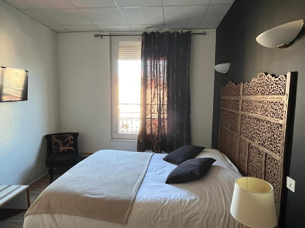 Hotel Du Pot D'Etain Châlons-en-Champagne Екстериор снимка